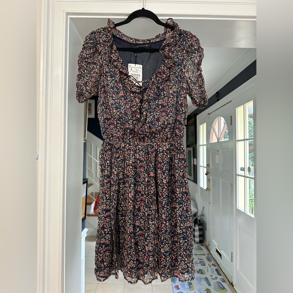 Brand New Never Worn Zara Floral Navy Puff Sleeve Sundress